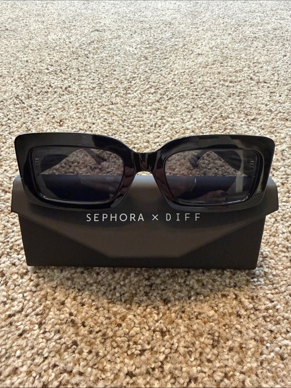 SEPHORA X DIFF Black Sunglasses, New w/box & case